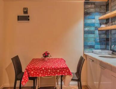 Bella Rose Apart, - 63