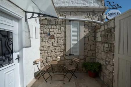 Sedirli Ev Alacati - 75
