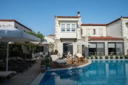 Sedirli Ev Alacati - 14