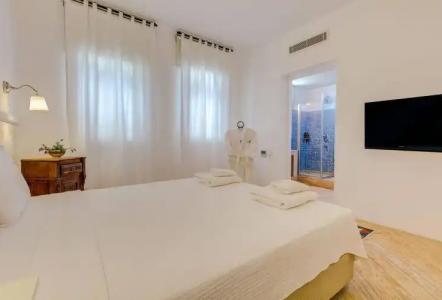 Ev Bharat Butique Alacati - 2