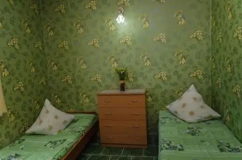 Guest House 15a - 15