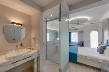 La Brezza Suite & - 5