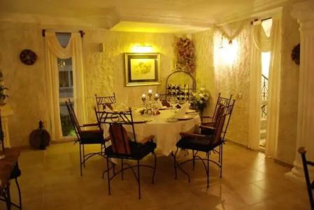 Conny's (Adult Only) +18 - 25