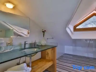 Oyster Residences - 119