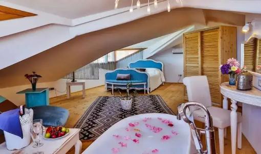 Oyster Residences - 109