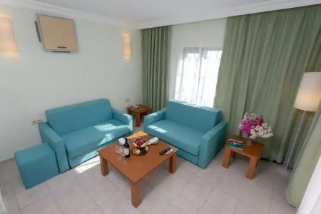 Palm Wing Beach Resort - 60