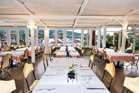 Izer Beach Club - 14