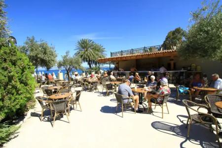 Izer Beach Club - 13