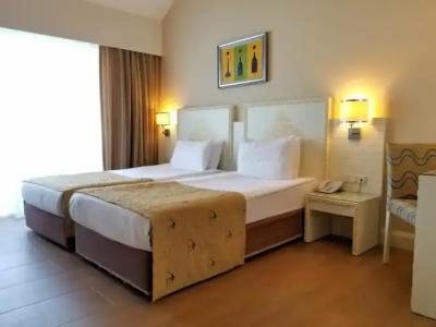 Crystal Admiral - 70