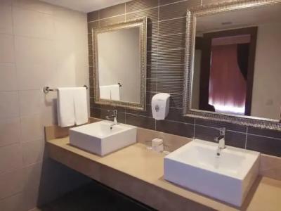 Seaden Sea World Resort & Spa - 67