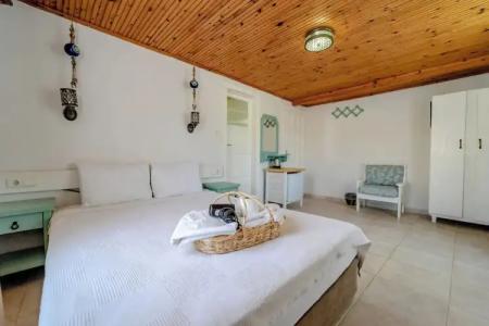 Golden Lighthouse - 64