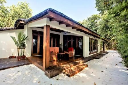 Reethi Beach Resort - 12