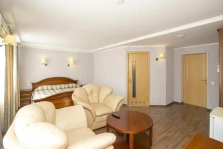 Gostinichnyij Kompleks Tavriya - 76