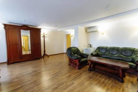 Gostinichnyij Kompleks Tavriya - 101