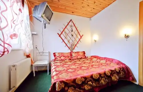 Piligrim Guest House - 16