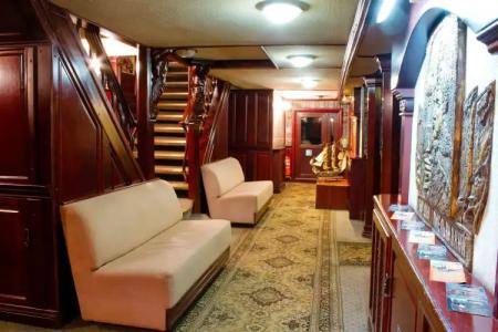 Bogdan Khmelnytskyi - 1