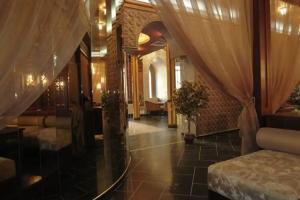 7 Days Hotel Kamyanets-Podilskyi, Kamenets-Podolskiy