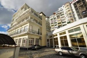 Nikita - Hotels