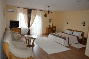 Bogolvar Retreat Resort, Antalovtsi