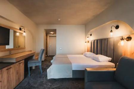 More Spa & Resort - 99