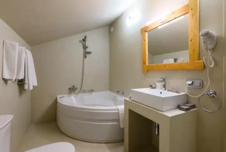 More Spa & Resort - 208