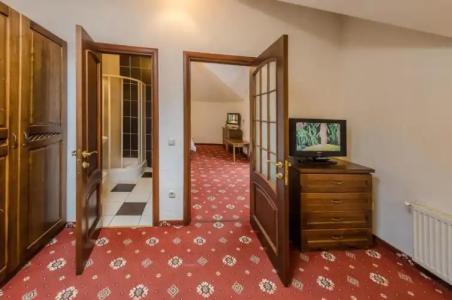 ZimaSnow Ski & Spa Club - 47