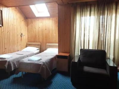 Urochyshe Vyshnya - 13