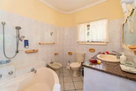 Carana Hilltop Villa - 35