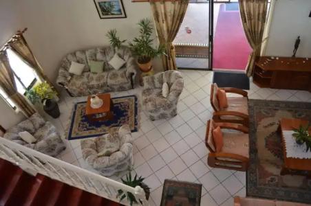 Carana Hilltop Villa - 9