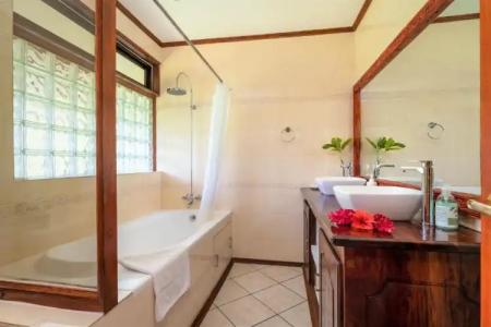 Carana Hilltop Villa - 39