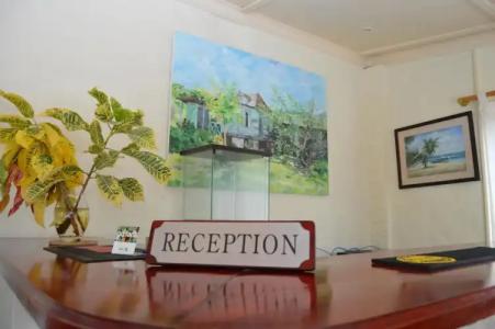 Carana Hilltop Villa - 8