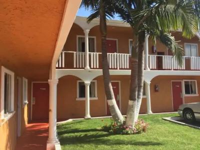 Paradise Inn & Suites - 0