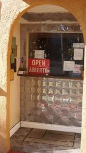 Paradise Inn & Suites - 17