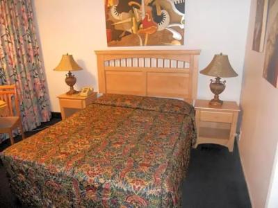 Tradewinds All Suites - 25