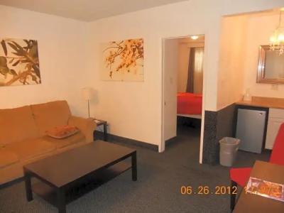 Tradewinds All Suites - 21