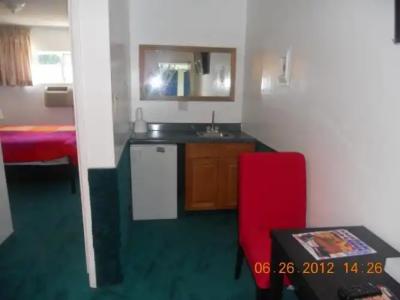 Tradewinds All Suites - 41