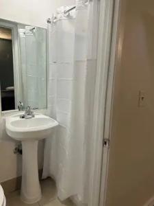 Budget Inn Hollywood - 14