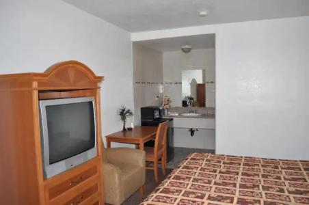 Best Western Oxnard Inn - 25