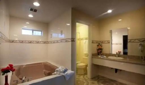 Best Western Oxnard Inn - 8