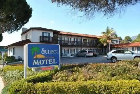 Sunset Motel - 15