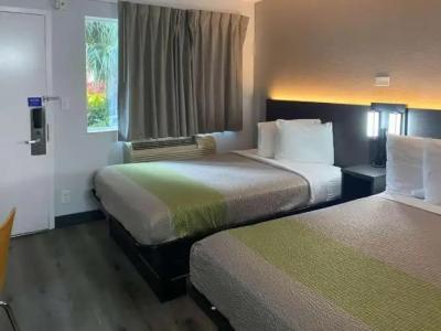 Motel 6 Kissimmee, FL - Orlando - 45
