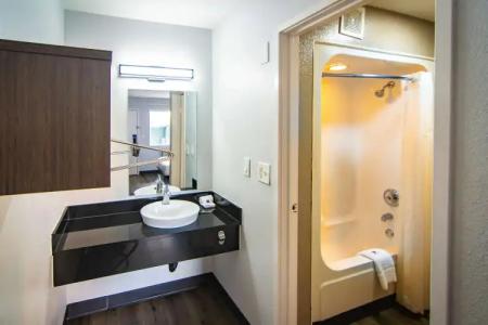 Motel 6 Kissimmee, FL - Orlando - 42