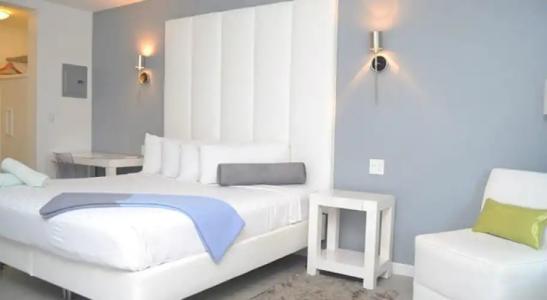 Royal Palms Resort & Spa - 34