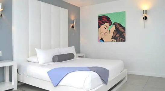 Royal Palms Resort & Spa - 40