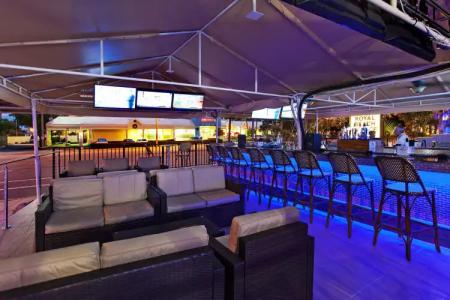 Ocean Beach Palace - 11