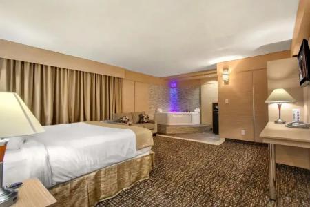 Ocean Beach Palace - 13