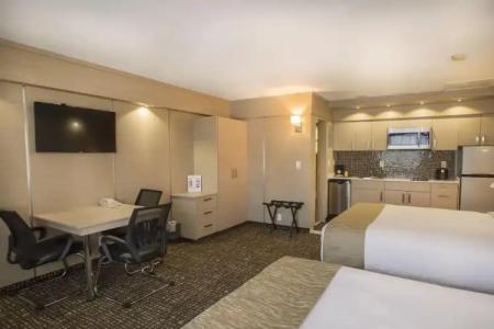 Ocean Beach Palace - 30