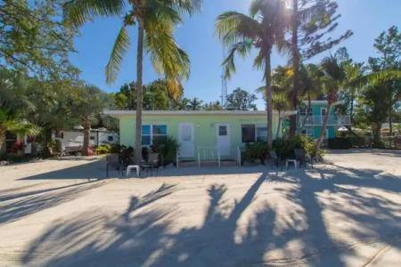 Sunset Cove Beach Resort - 91