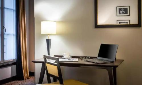 Hôtel Le Marquis by Inwoods - 32