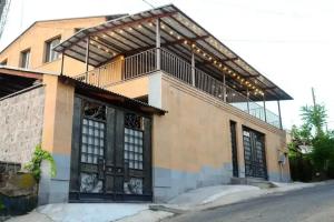 Kenut Hostel, Yerevan